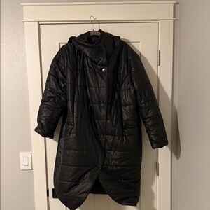 SHEIN Quilted Black Hooded Puffer Coat